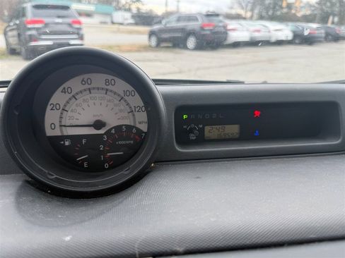 Used 2004 Scion xB image 10