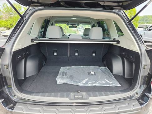 Used 2021 Subaru Forester AWD/4WD image 9