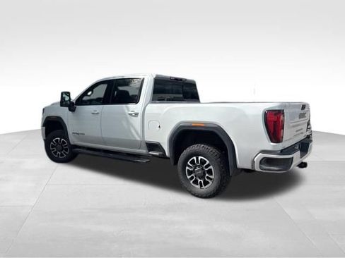 Used 2020 GMC Sierra 2500 AT4 w/ AT4 Preferred Package AWD/4WD image 8