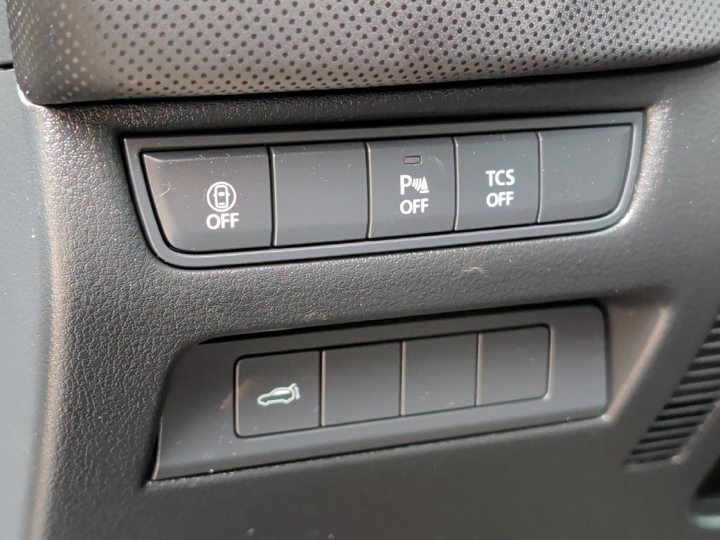 Used 2026 MAZDA CX-50 AWD 2.5 S w/ Preferred Pkg image 14