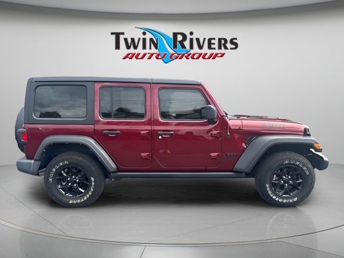 Used 2021 Jeep Wrangler Unlimited Sport AWD/4WD image 5