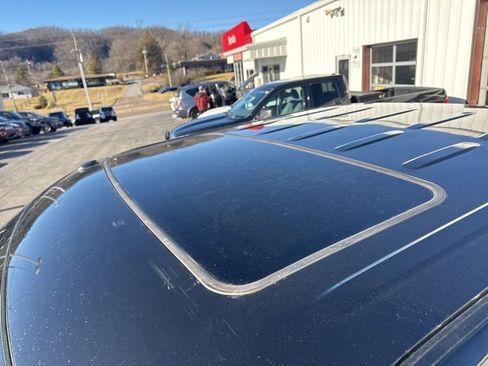 Used 2013 Ford F150 Lariat w/ Luxury Equipment Group image 15