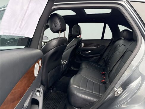 Used 2018 Mercedes-Benz GLC 300 GLC 300 image 18