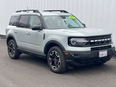 Used 2023 Ford Bronco Sport Outer Banks image 8