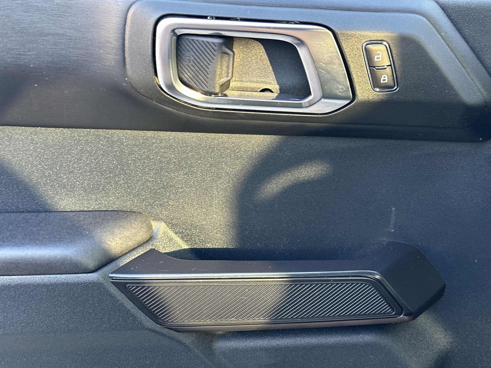 Certified 2024 Ford Bronco Badlands AWD/4WD image 16