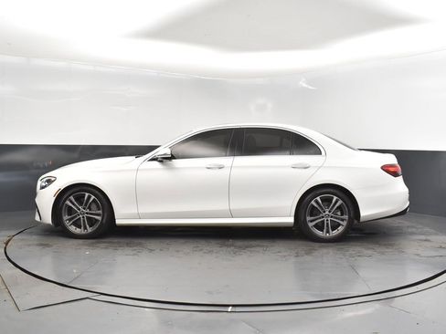Used 2021 Mercedes-Benz E 350 Sedan image 4