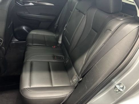 Used 2025 Buick Envision Preferred AWD/4WD image 11