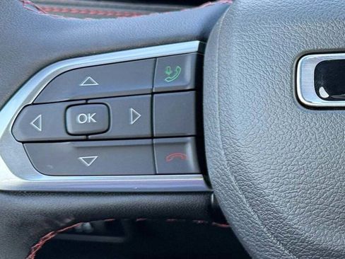 New 2026 Jeep Compass Trailhawk image 38