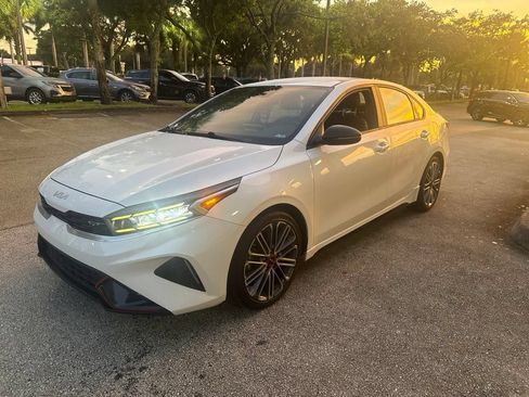 Used 2022 Kia Forte GT FWD image 3