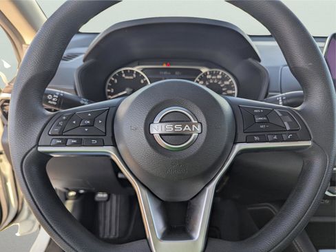 Used 2023 Nissan Altima 2.5 SV image 22