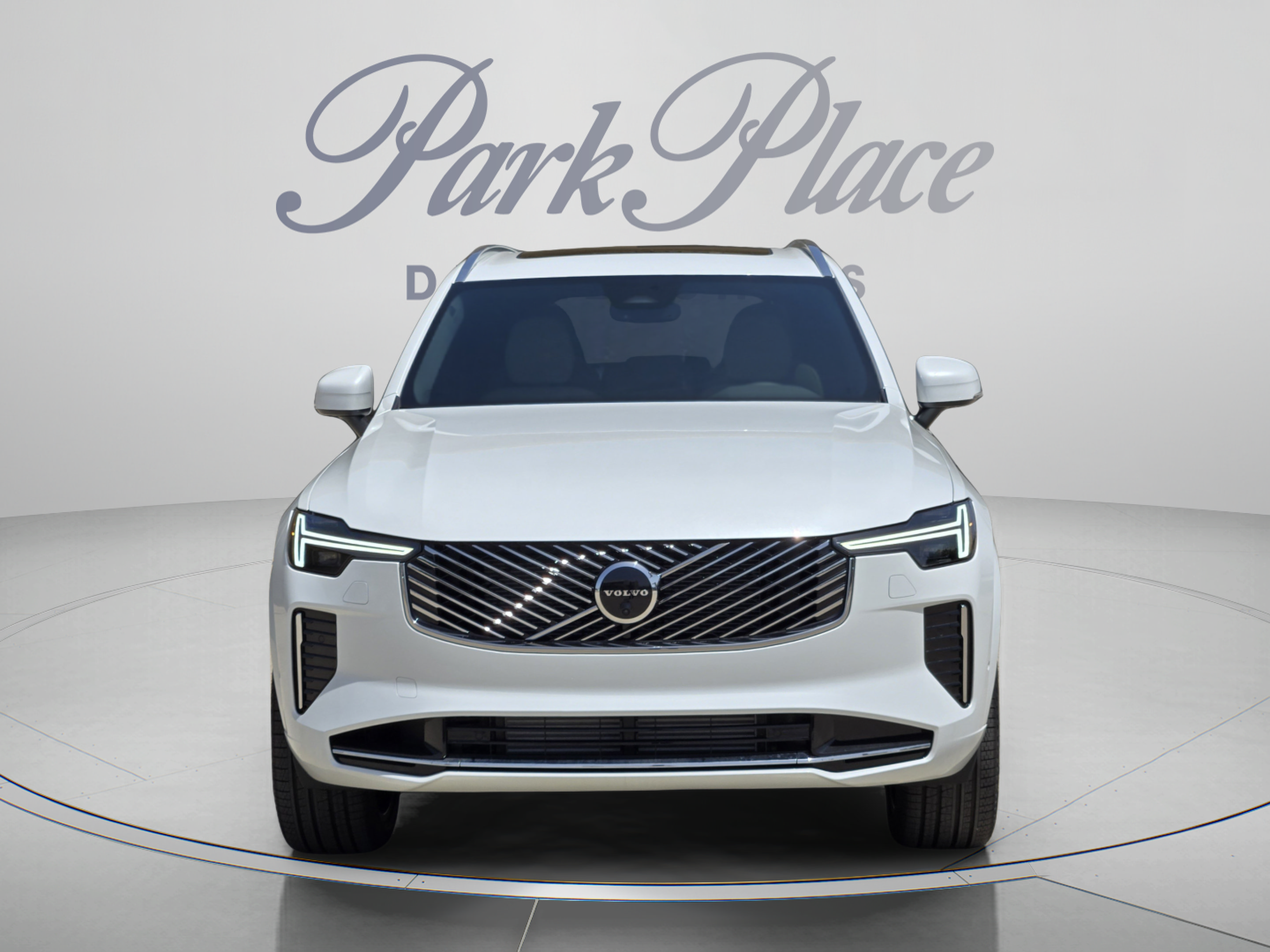 New 2026 Volvo XC90 T8 Plus w/ Protection Package Premier AWD/4WD image 9
