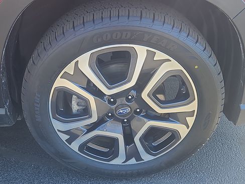 Certified 2024 Subaru Ascent Touring AWD/4WD image 31