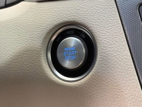 Used 2017 Genesis G80 3.8 w/ Option Group 03 image 44