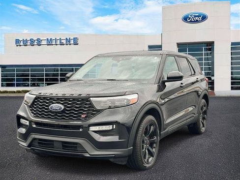 Used 2022 Ford Explorer ST w/ ST Street Pack image 6