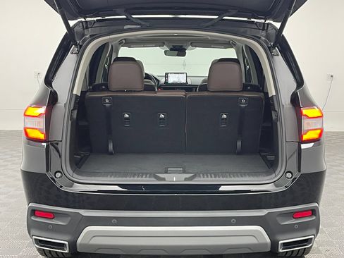 Used 2023 Honda Pilot Elite image 11