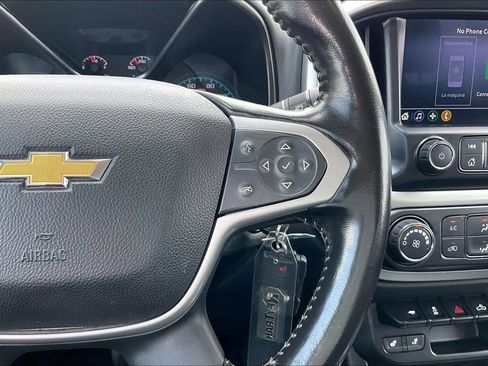 Used 2021 Chevrolet Colorado LT w/ Safety Package image 11