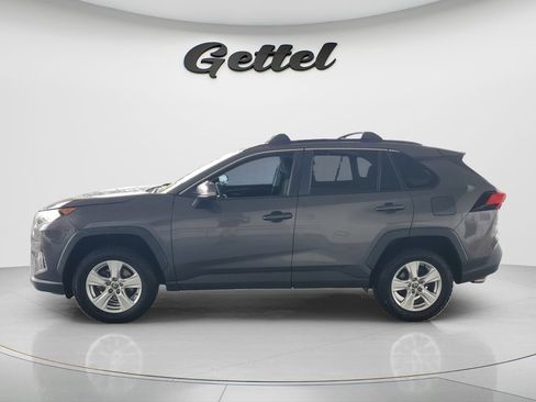 Used 2021 Toyota RAV4 XLE FWD image 8