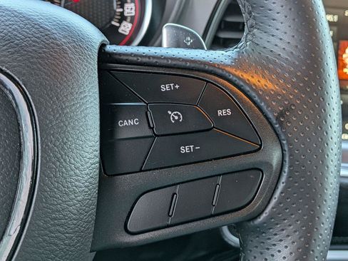 Used 2021 Dodge Challenger R/T Scat Pack w/ Driver Convenience Group RWD image 19