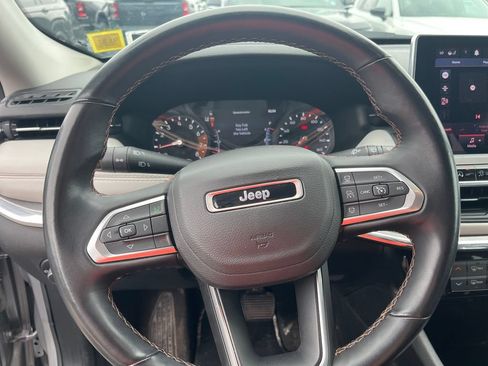 Used 2022 Jeep Compass Limited AWD/4WD image 15