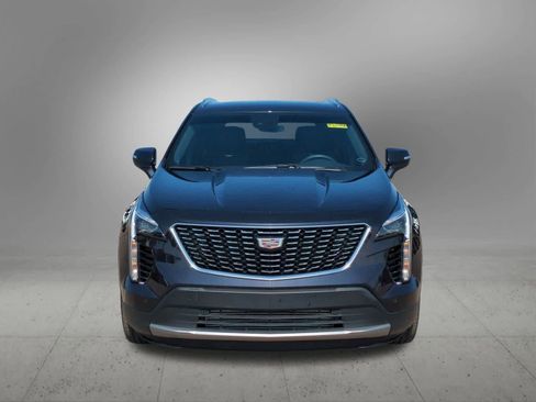 Used 2023 Cadillac XT4 Premium Luxury w/ Cold Weather Package image 9