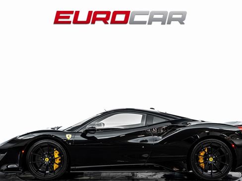 Used 2019 Ferrari 488 Pista Coupe image 2