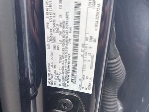 Used 2021 Ford F150 Lariat image 3