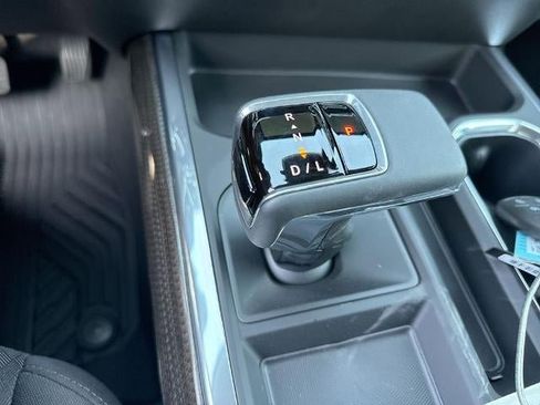 New 2026 Chevrolet Silverado 1500 LT w/ Z71 Off-Road Package AWD/4WD image 16