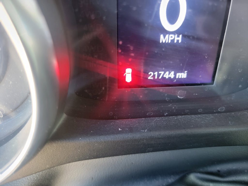 Used 2022 Jeep Wrangler Sport AWD/4WD image 17