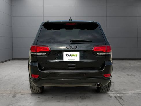 Used 2019 Jeep Grand Cherokee Altitude AWD/4WD image 10