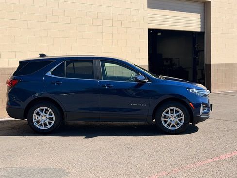 Used 2023 Chevrolet Equinox LT AWD/4WD image 4