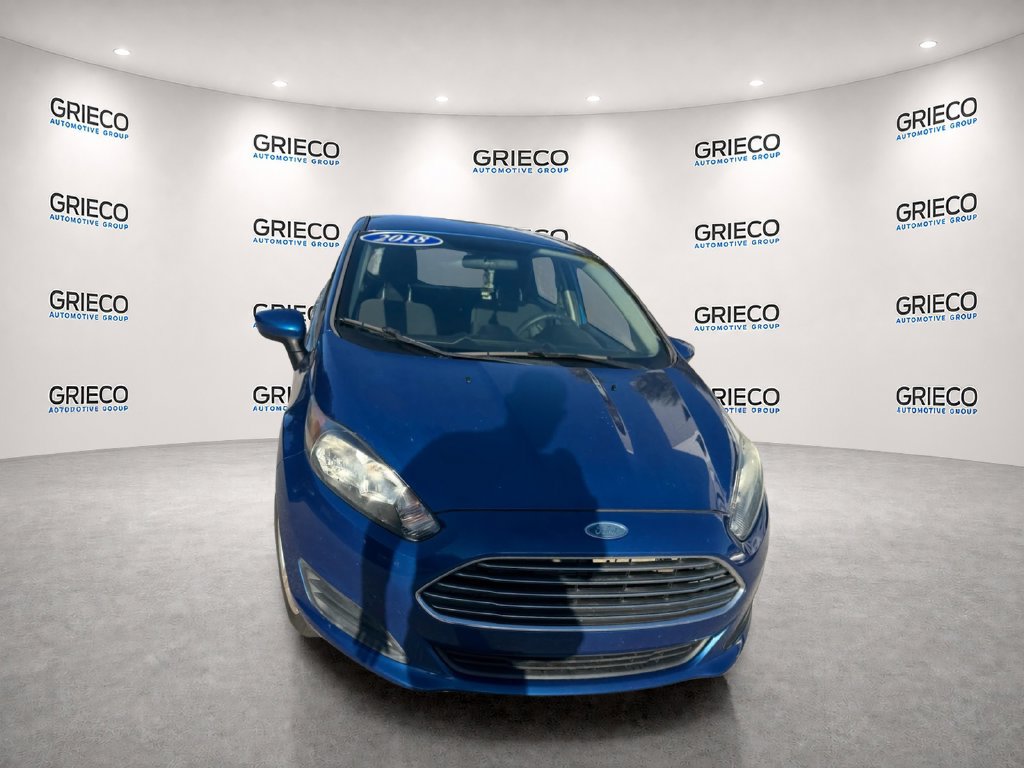 Used 2018 Ford Fiesta SE FWD image 2