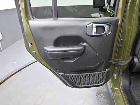 Used 2021 Jeep Wrangler Unlimited Sport AWD/4WD image 16
