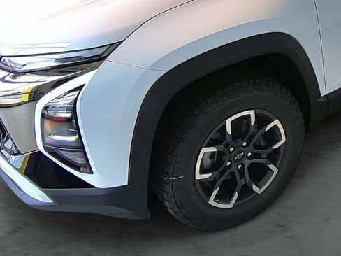 New 2026 Chevrolet Equinox ACTIV w/ Convenience Package III image 7