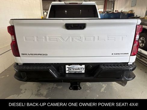 Used 2024 Chevrolet Silverado 2500 Custom w/ Custom Value Package AWD/4WD image 7