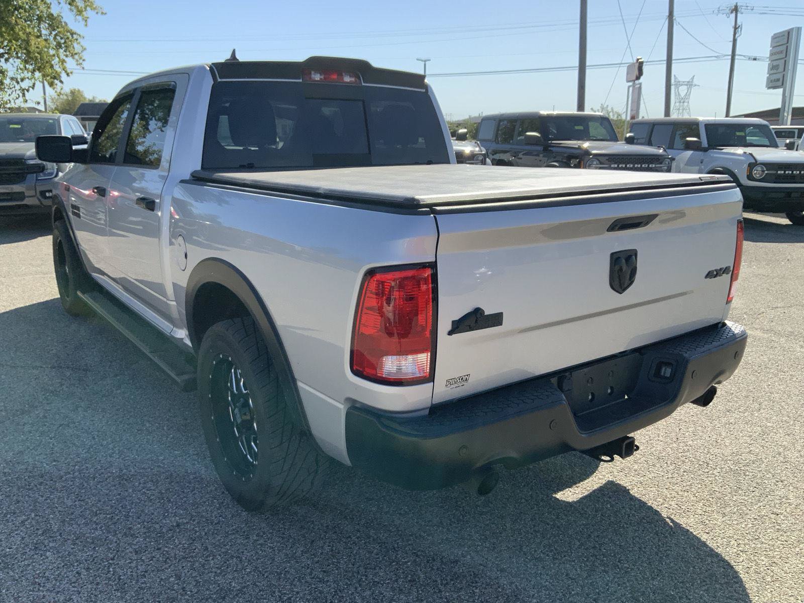 Used 2017 RAM 1500 Big Horn AWD/4WD image 9