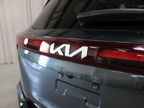 Used 2024 Kia Seltos X-Line AWD/4WD image 32