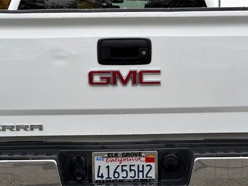 Used 2017 GMC Sierra 2500 2WD Crew Cab image 46