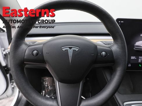 Used 2023 Tesla Model 3 Standard Range RWD image 10