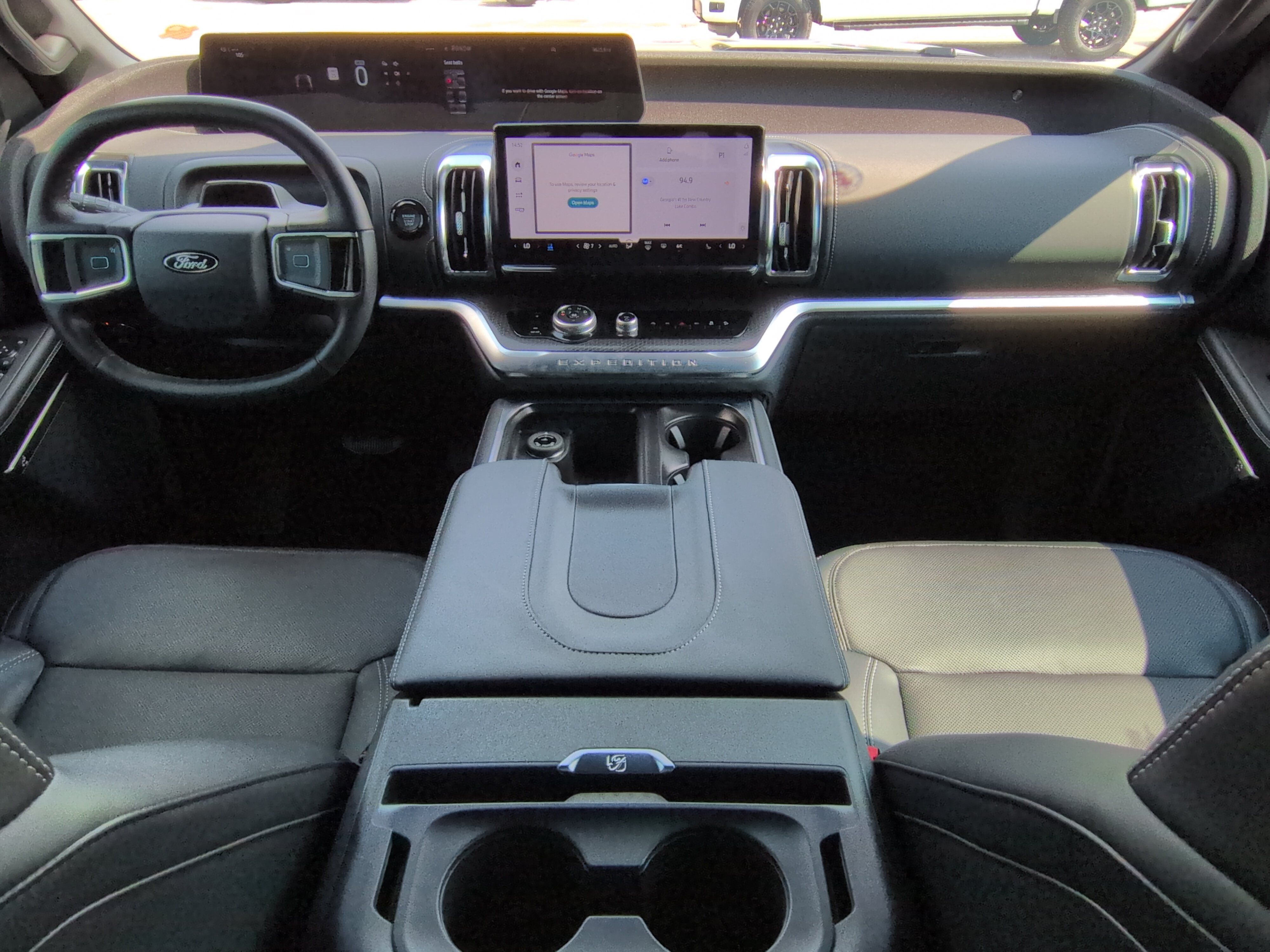 Certified 2026 Ford Expedition Platinum w/ Stealth Appearance Package AWD/4WD image 13