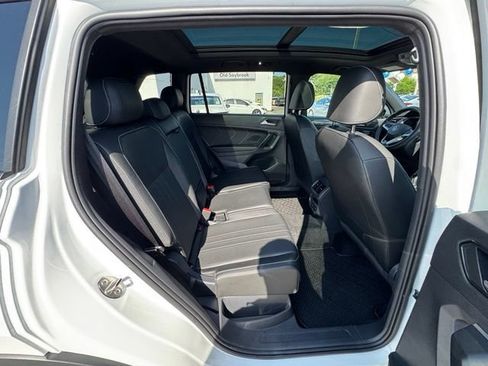 Certified 2023 Volkswagen Tiguan SE R-Line AWD/4WD image 22