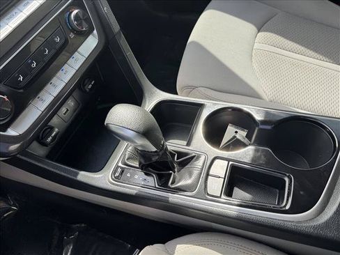 Used 2019 Hyundai Sonata SE FWD image 16