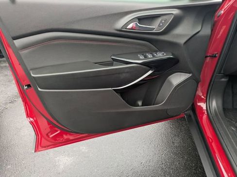 New 2026 Chevrolet Trax RS w/ Sunroof Package image 9