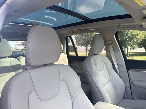 Used 2025 Volvo XC90 T8 Plus AWD/4WD image 15