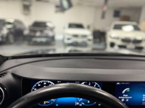 Used 2023 Mercedes-Benz E 350 4MATIC Sedan w/ Premium Package image 23