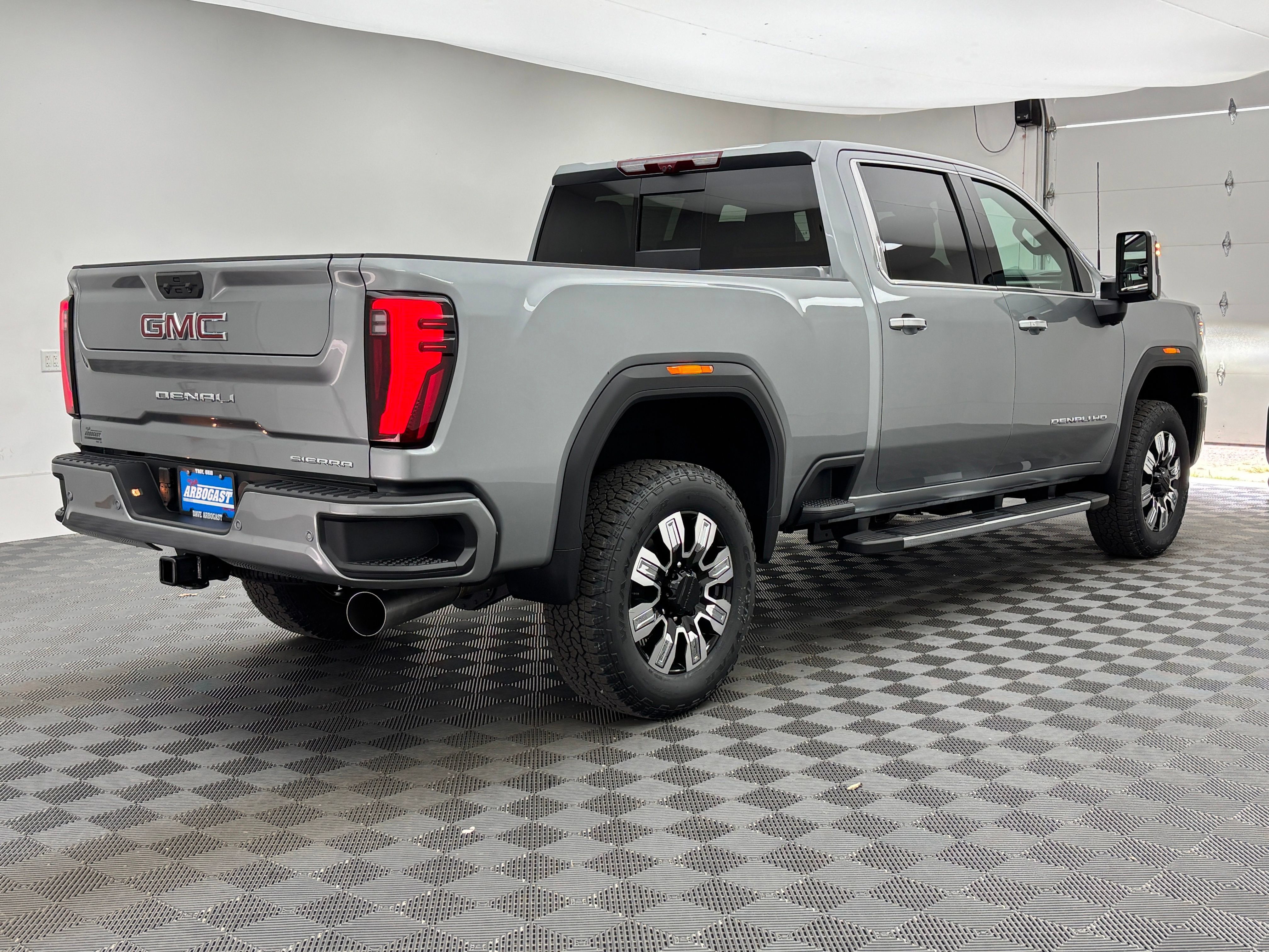 New 2026 GMC Sierra 2500 Denali w/ Denali Reserve Package AWD/4WD image 10