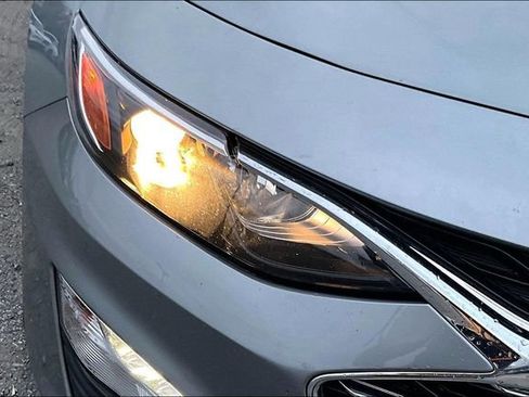 Used 2023 Chevrolet Malibu LT image 29