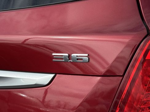 Used 2019 Cadillac XT5 Platinum image 44