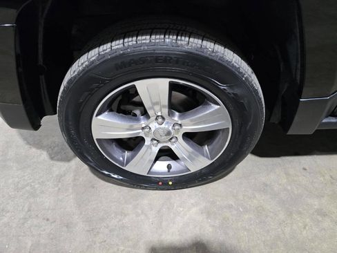 Used 2017 Jeep Patriot High Altitude AWD/4WD image 20