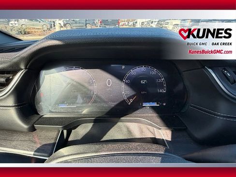 Used 2024 Jeep Grand Cherokee L Limited w/ Luxury Tech Group II image 22