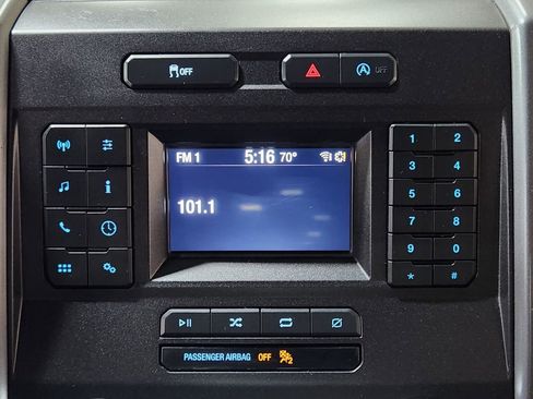 Used 2018 Ford F150 XLT image 35